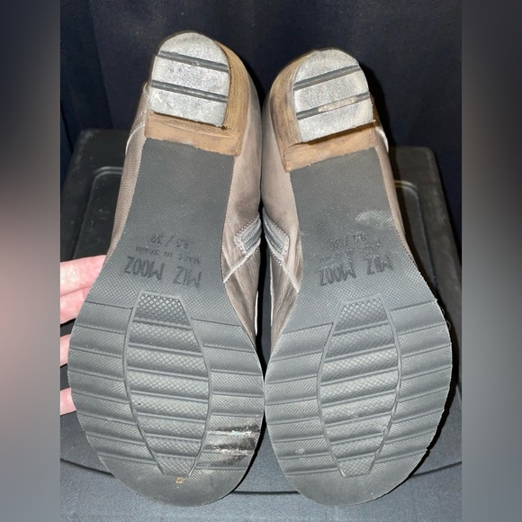 Miz Mooz Barcelona Ninette Ankle Boot Grey Leather Stacked Heel Size 8.5 - Picture 5 of 8